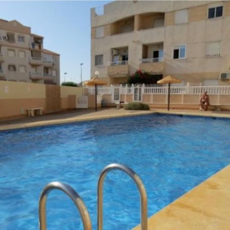 Bonito Apartamento De Dos Habitacion Y Piscina Torrevieja Exterior photo